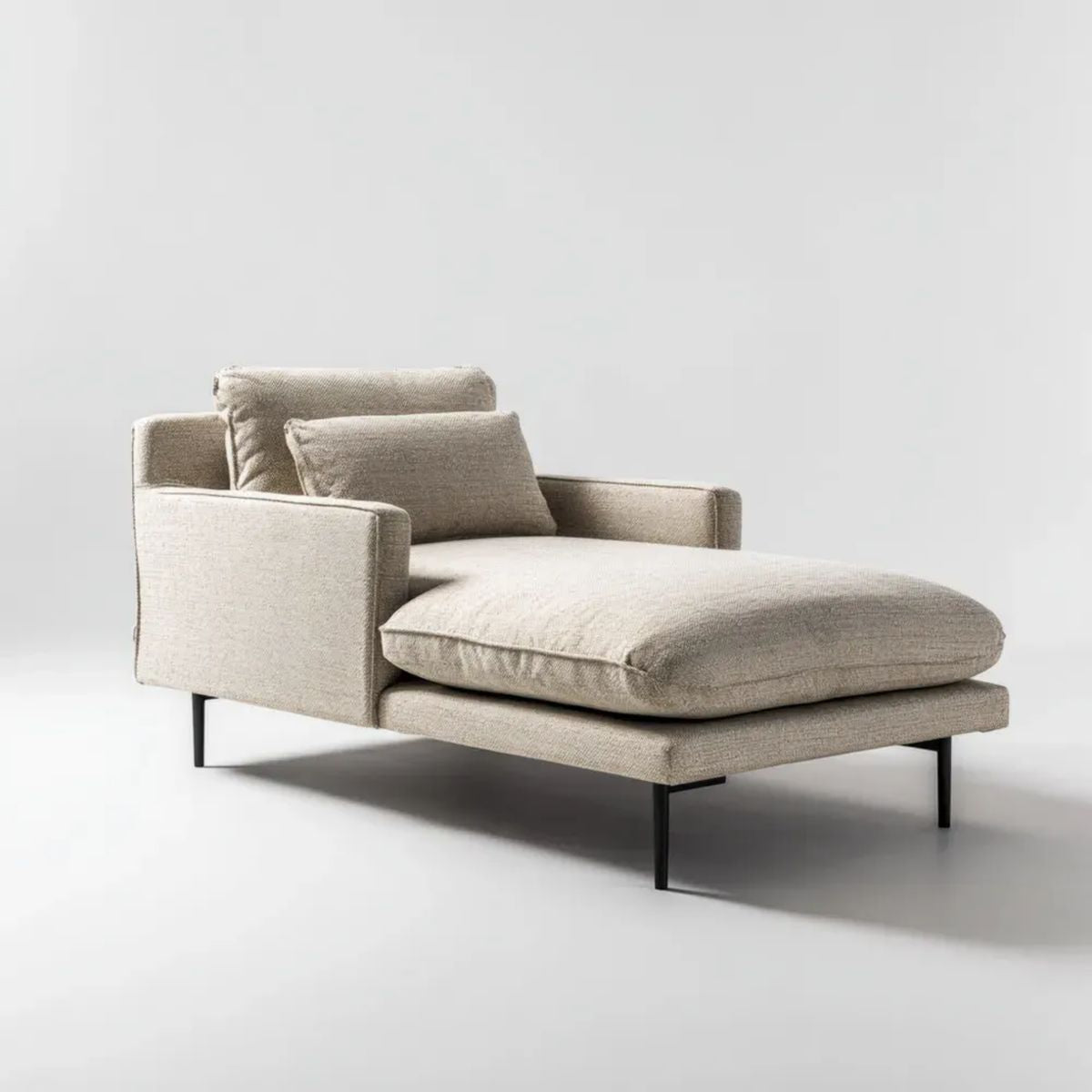 Beżowy fotel wypoczynkowy typu chaise longue z tapicerką poliestrową, 120 × 160 × 75 cm